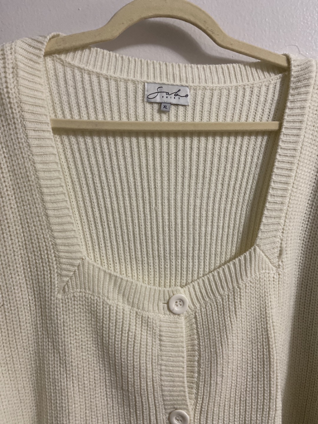 Sabo Skirt Square Neck white button up cardigan - XL image indicator(3)