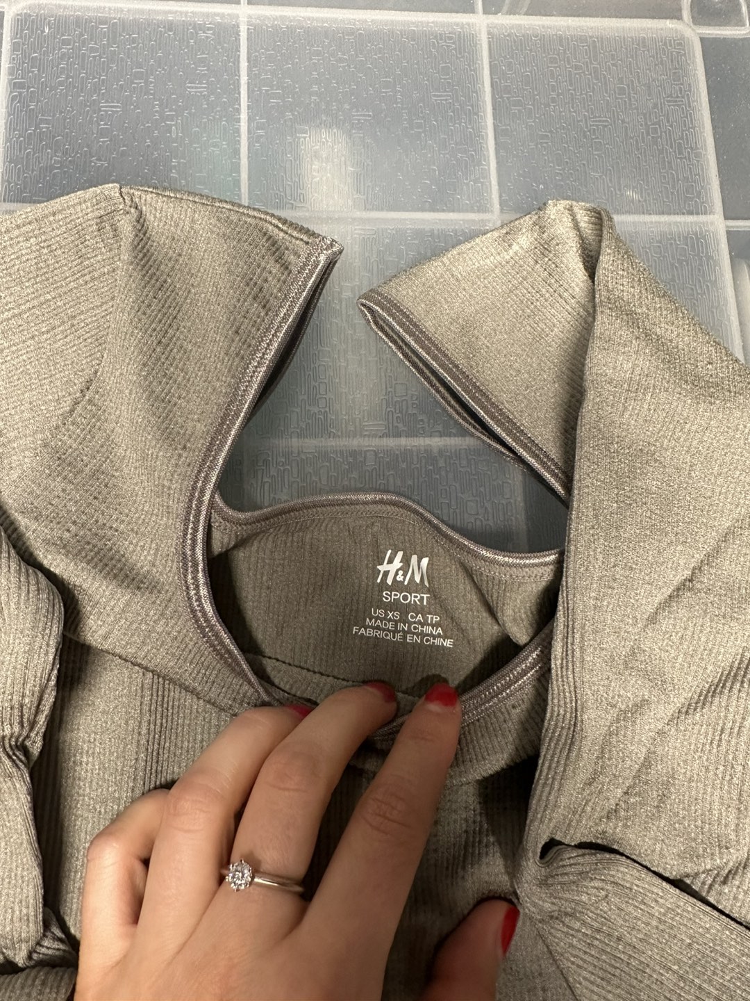 H&M brand new clothes image indicator(3)