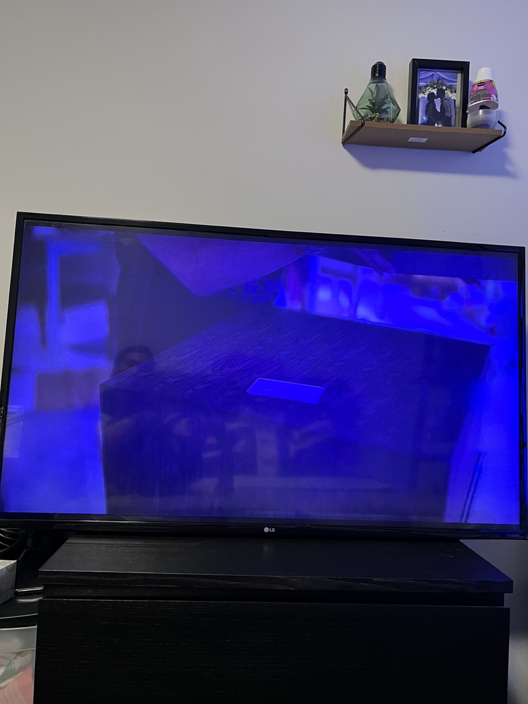 Smart LG TV 50" - photo 3