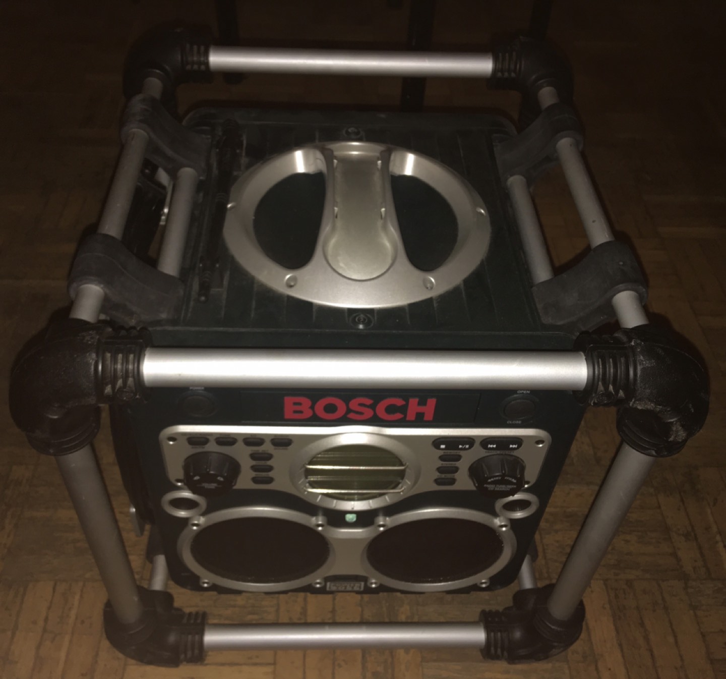 BoschJob Site Radio and Battery Charger thumbnail