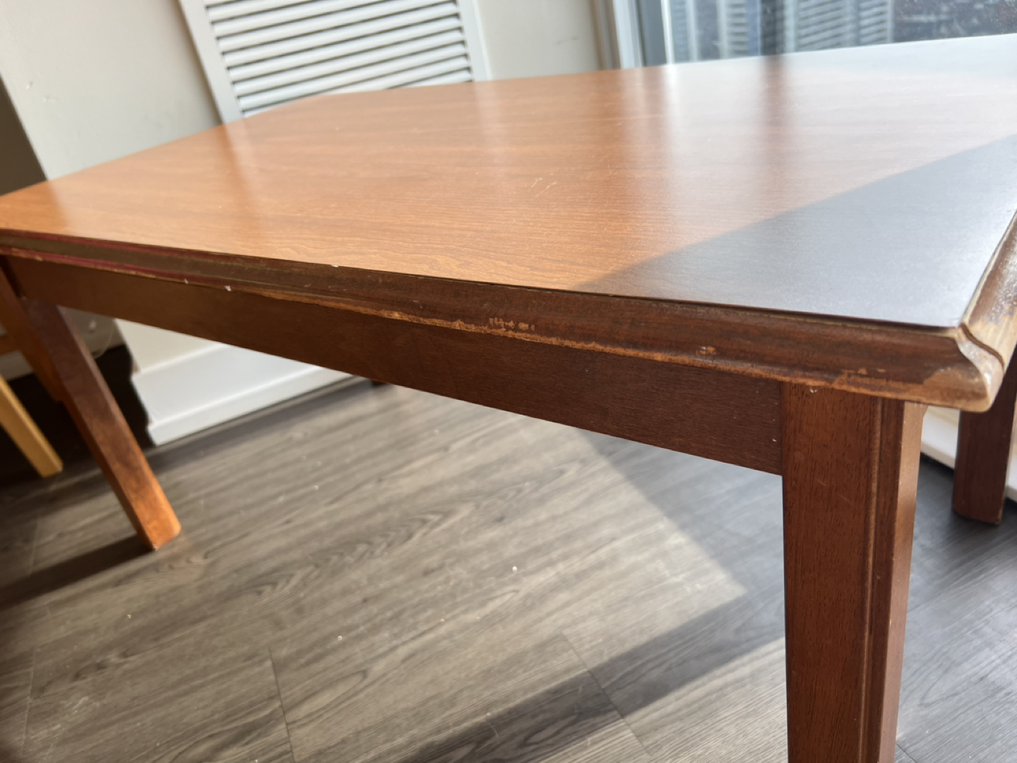 Moving Sale - Wood Coffee Table Perfect for condo - photo 5