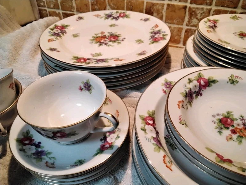 Collection of Sango Japan China Dishes at Least 5 Sets image indicator(7)