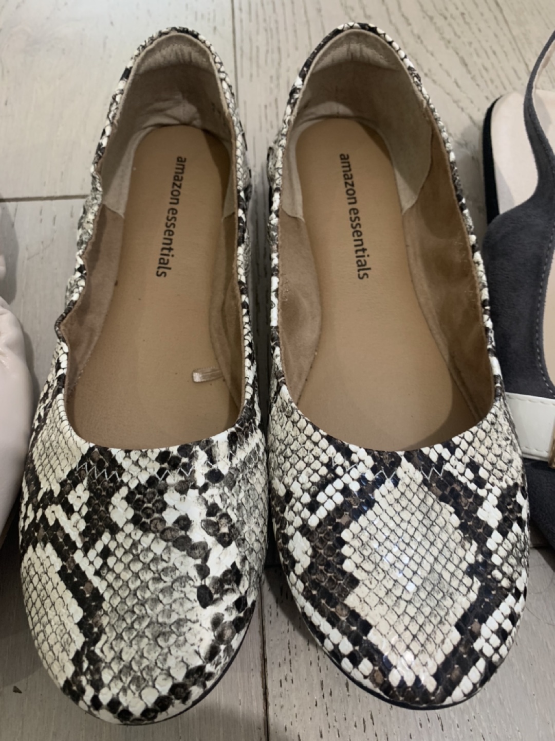 3 pair womens flats image indicator(3)