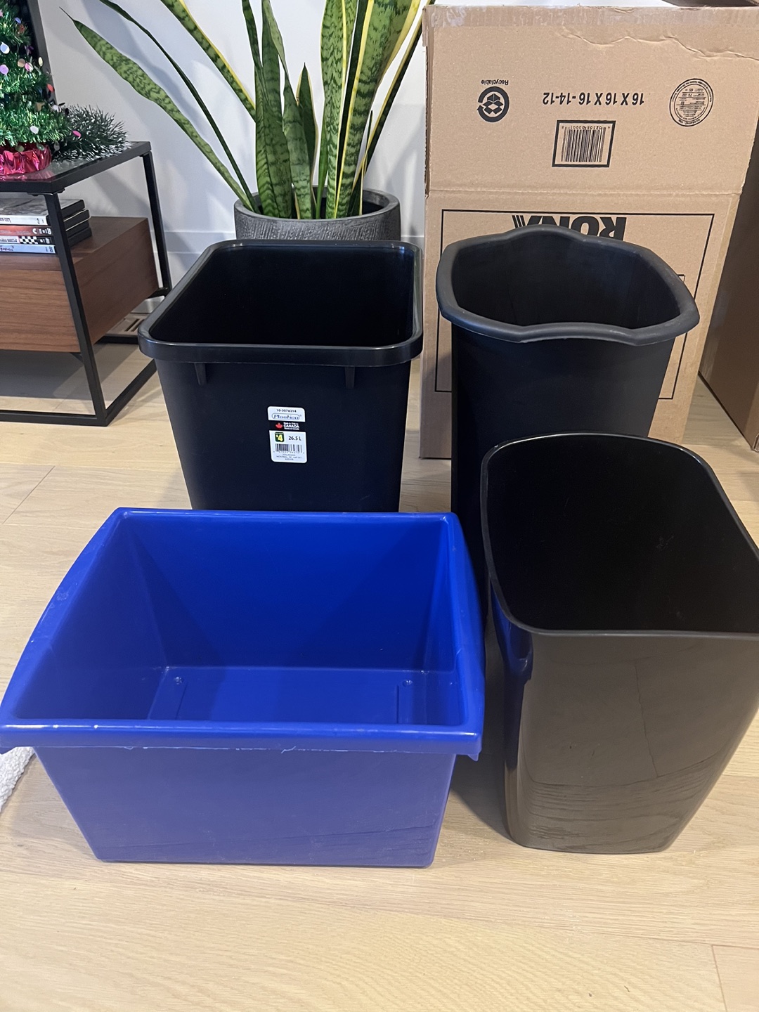 Recycling bin and garbage bins #freecycle
