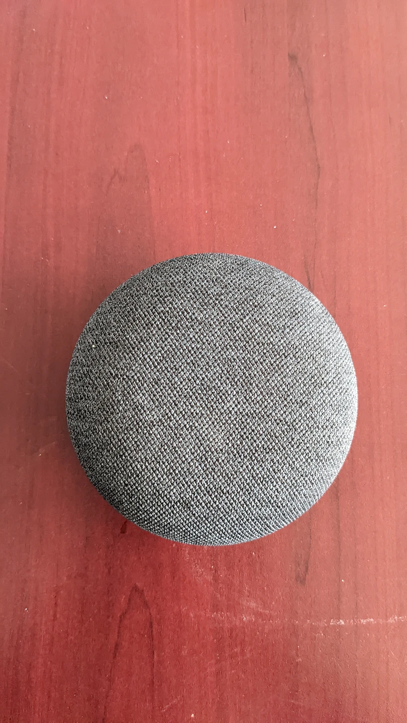 Google Nest Mini - 2nd Gen - Great Condition - photo 3