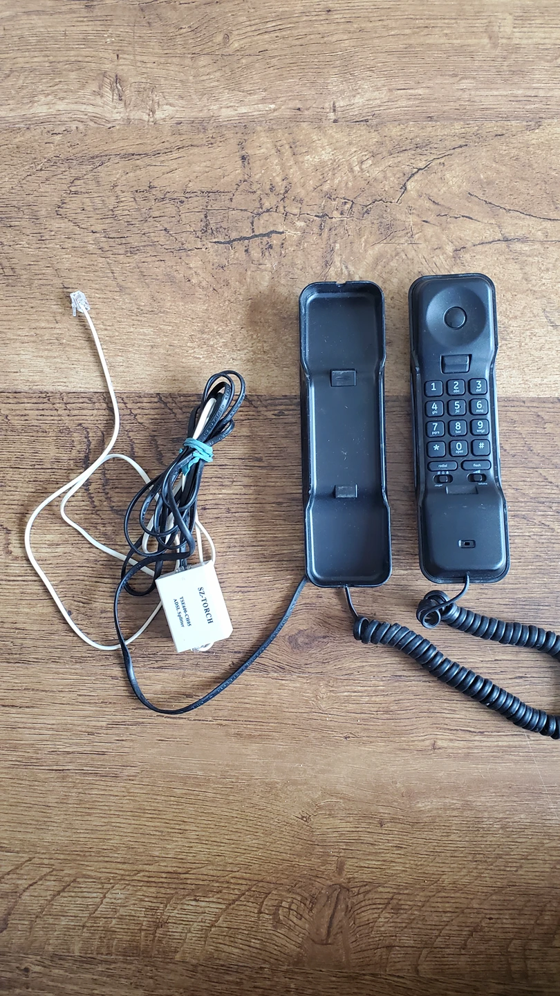 Simple Cord Phone thumbnail
