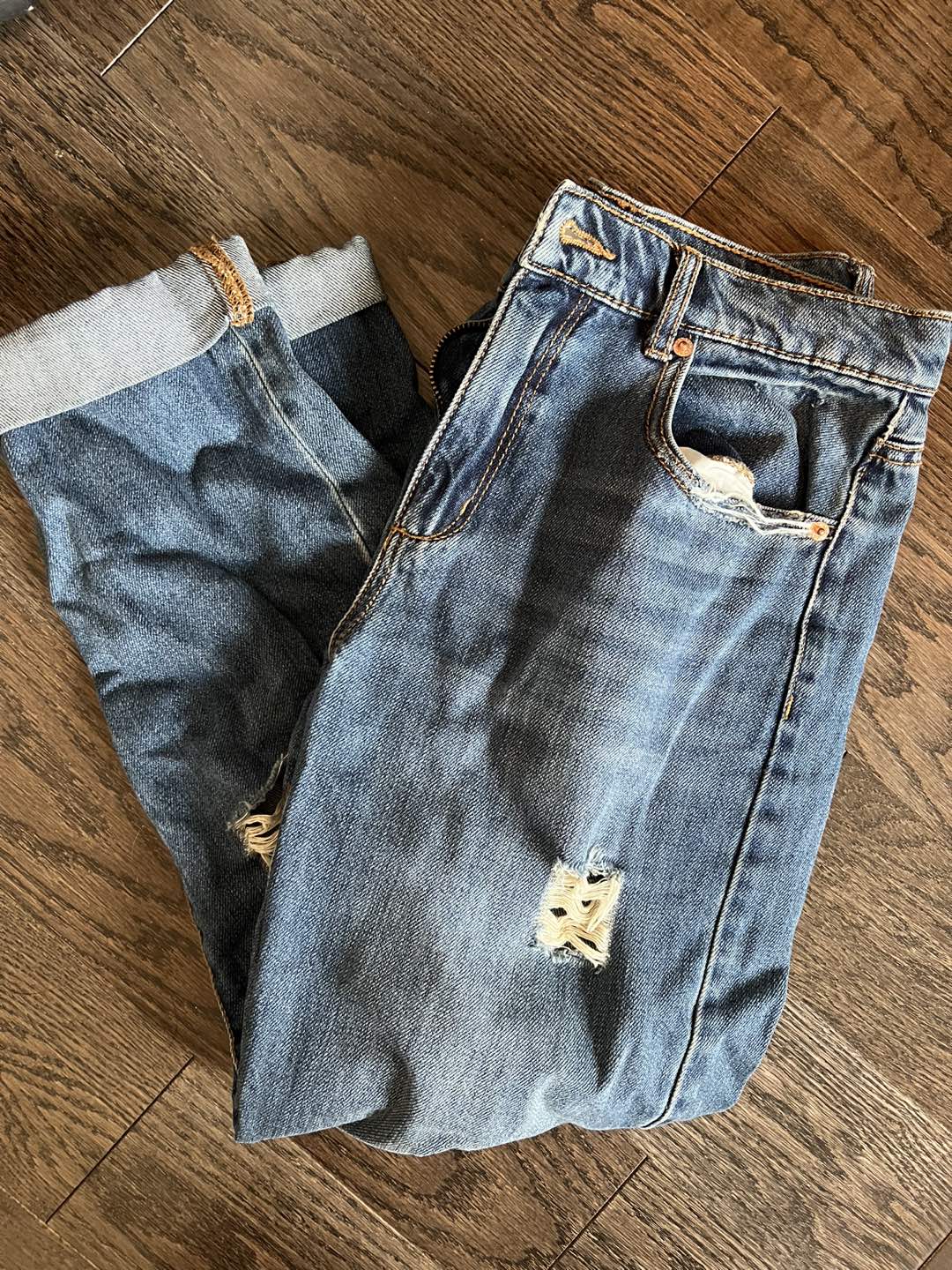 Women clothing pants jeans