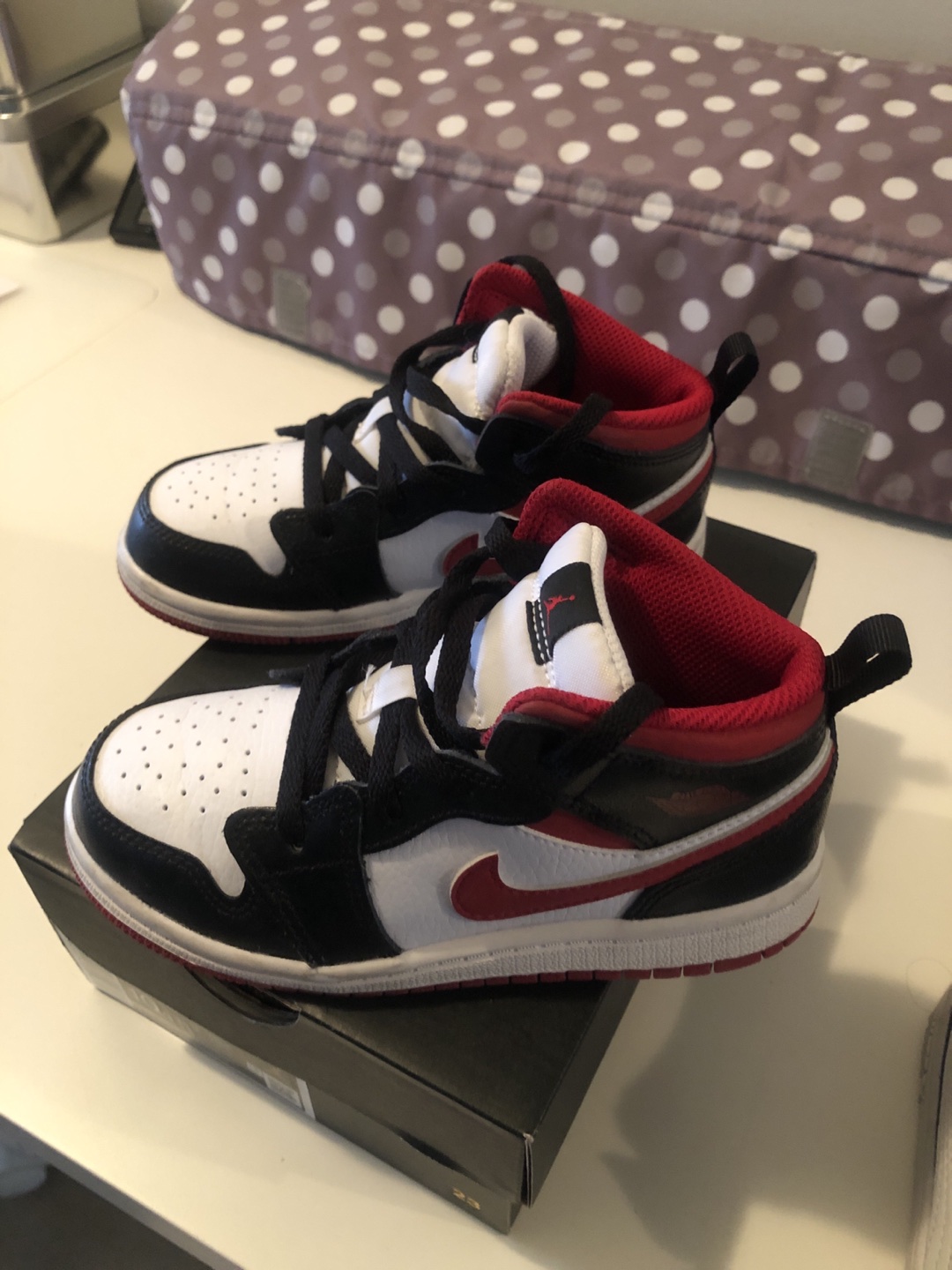 Jordan Mid 1s - photo 3