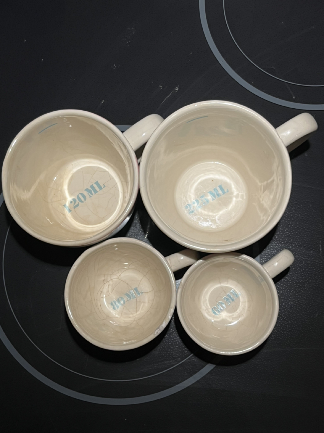 Adorable ceramic measuring cups image indicator(2)