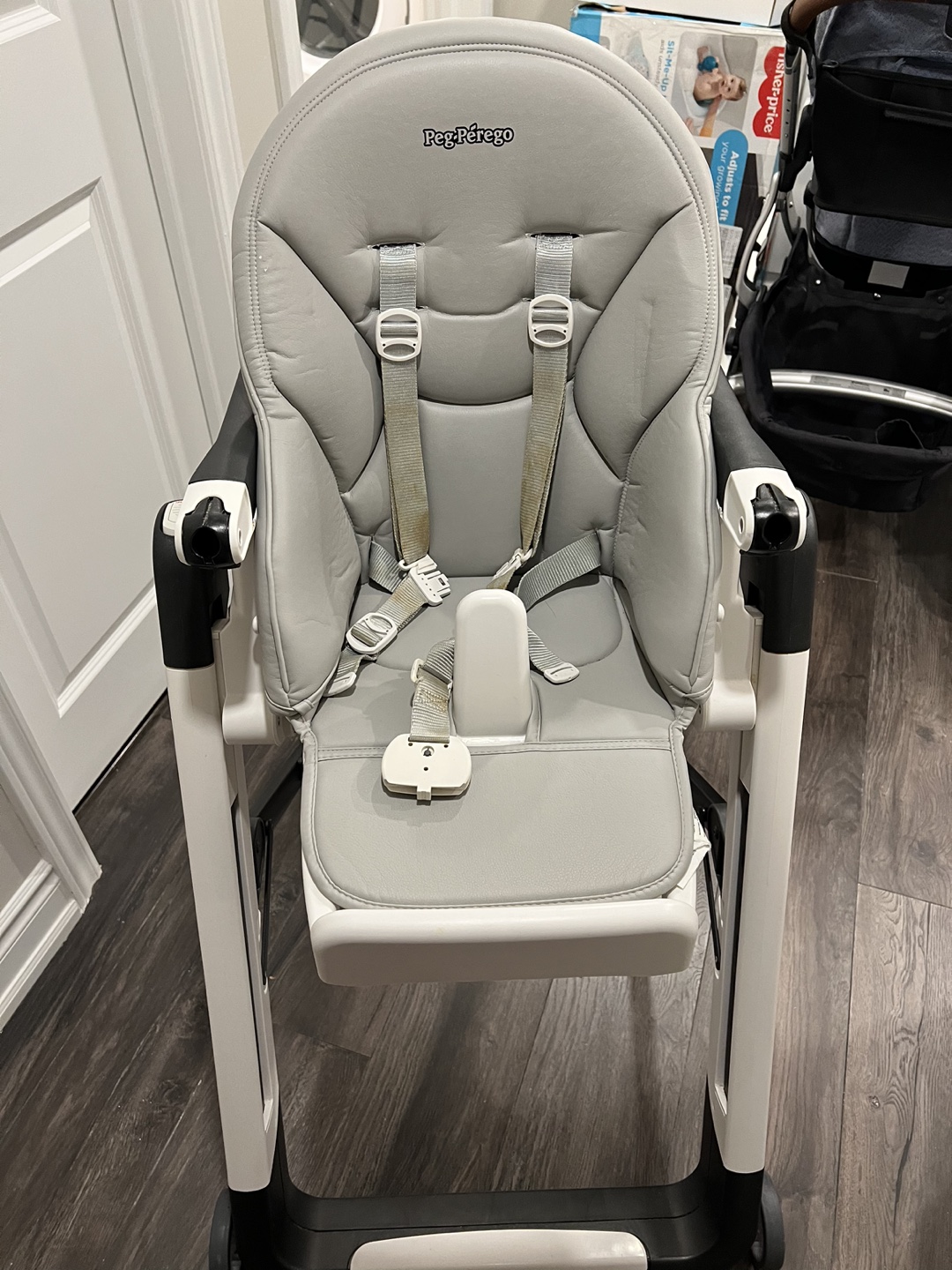 Pegpreggo high chair - photo 3