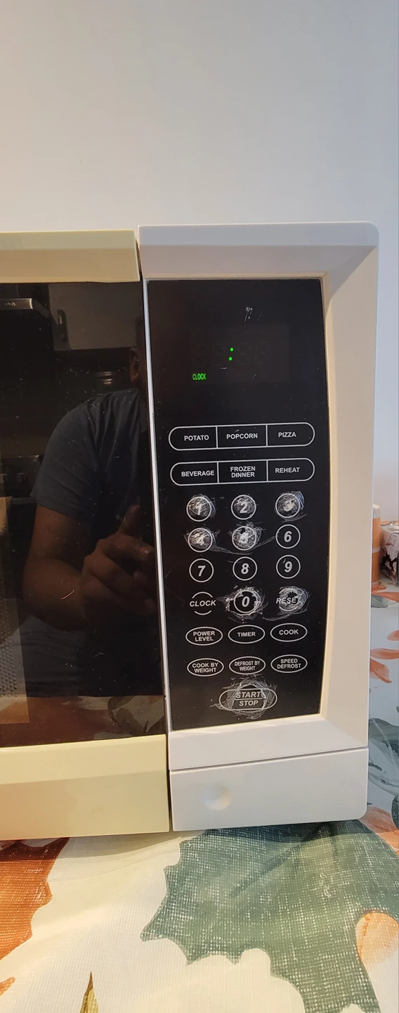 Microwave - photo 3