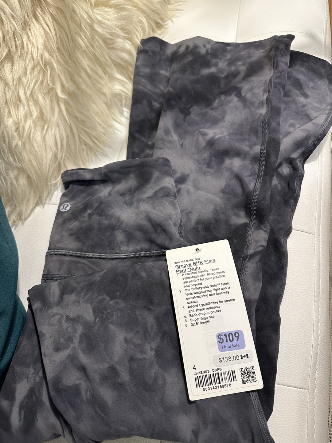 Brand new Lululemon Flared Pant Nulu - photo 2