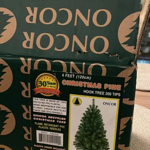 Christmas tree - 4ft