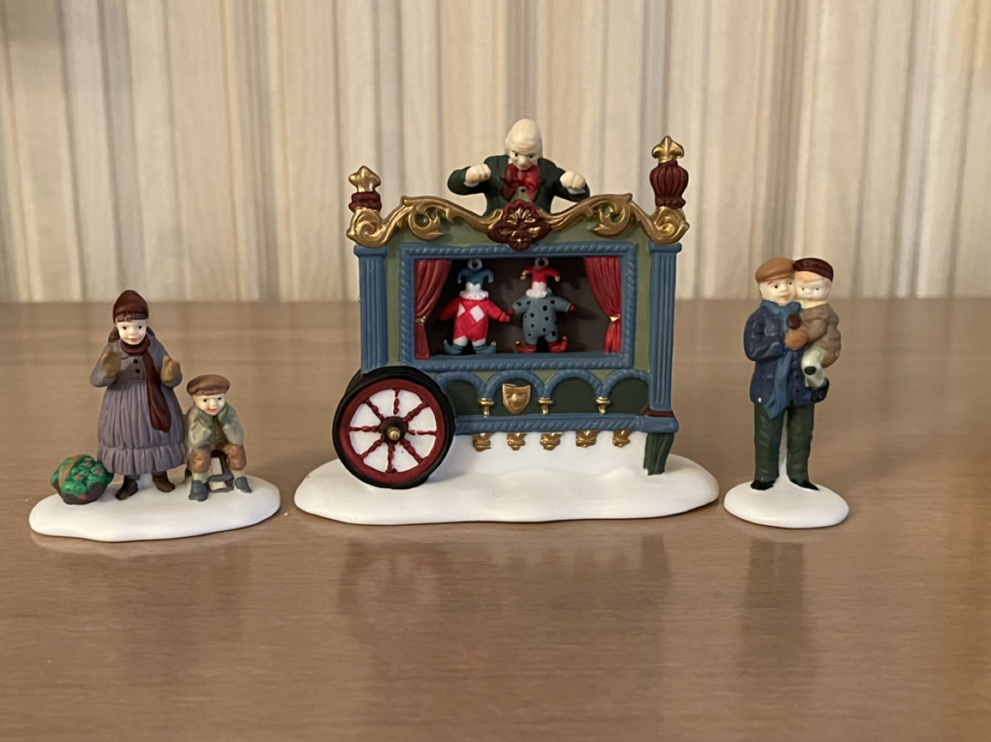 The Old Puppeteer set of 3 5802-5 Dept 56 Dicken’s Village thumbnail