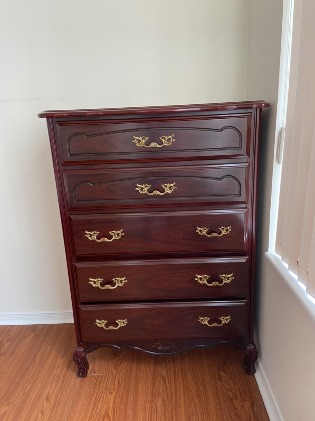 Small beautiful Mahogany dresser