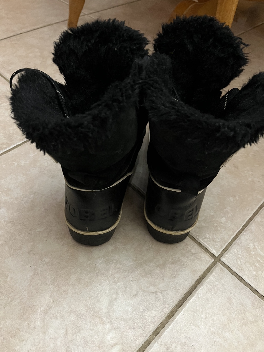 Sorel’s Black Winter boots size 7 - photo 4