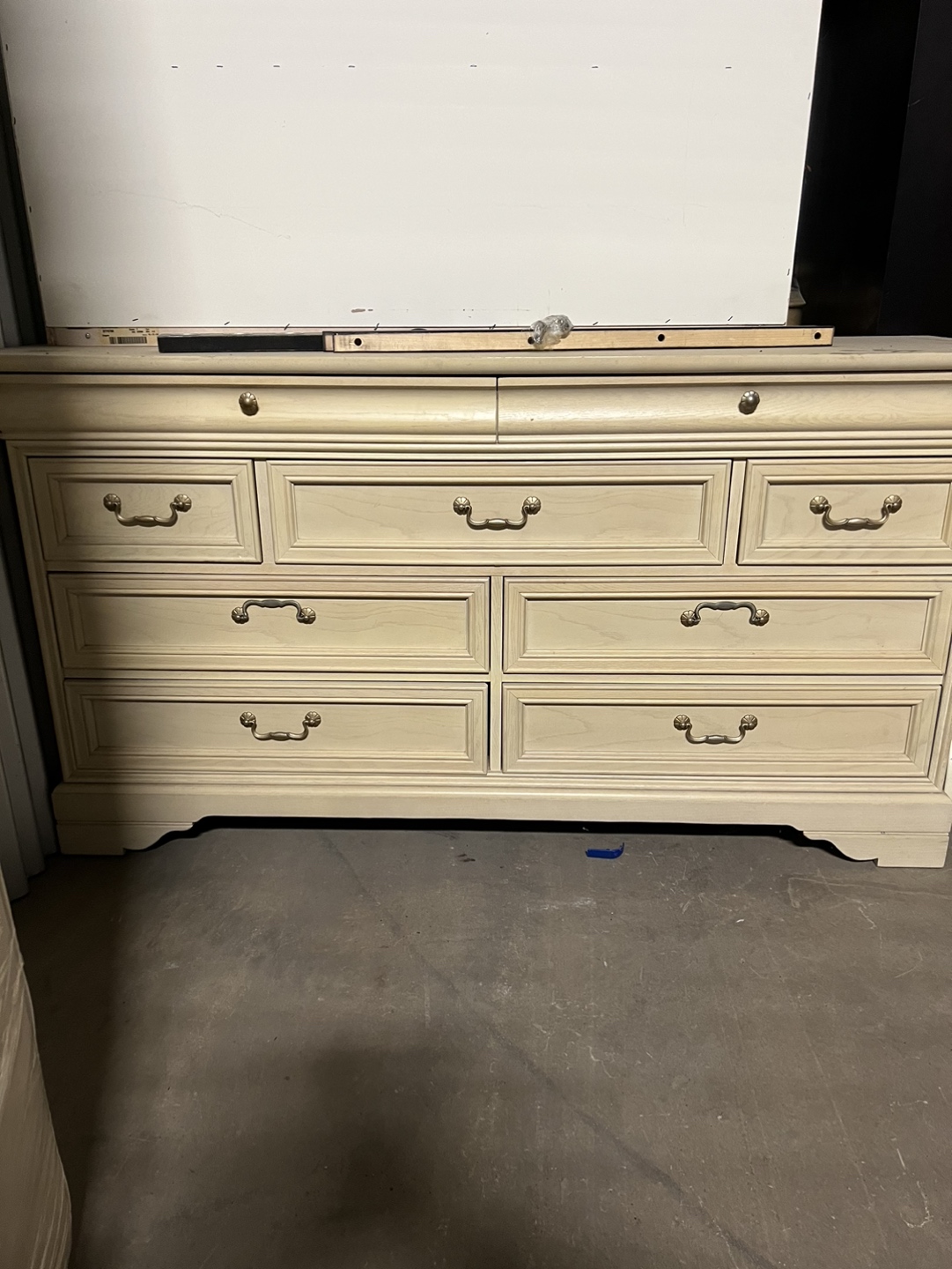 Bedroom set