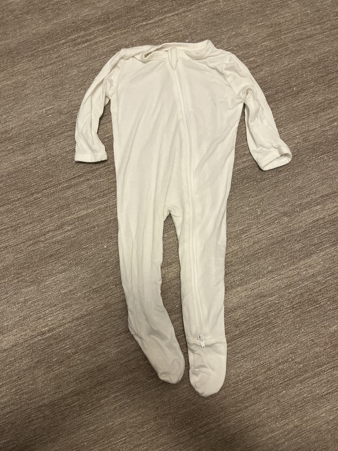Kyte Baby snugfit pyjama 3-6m thumbnail