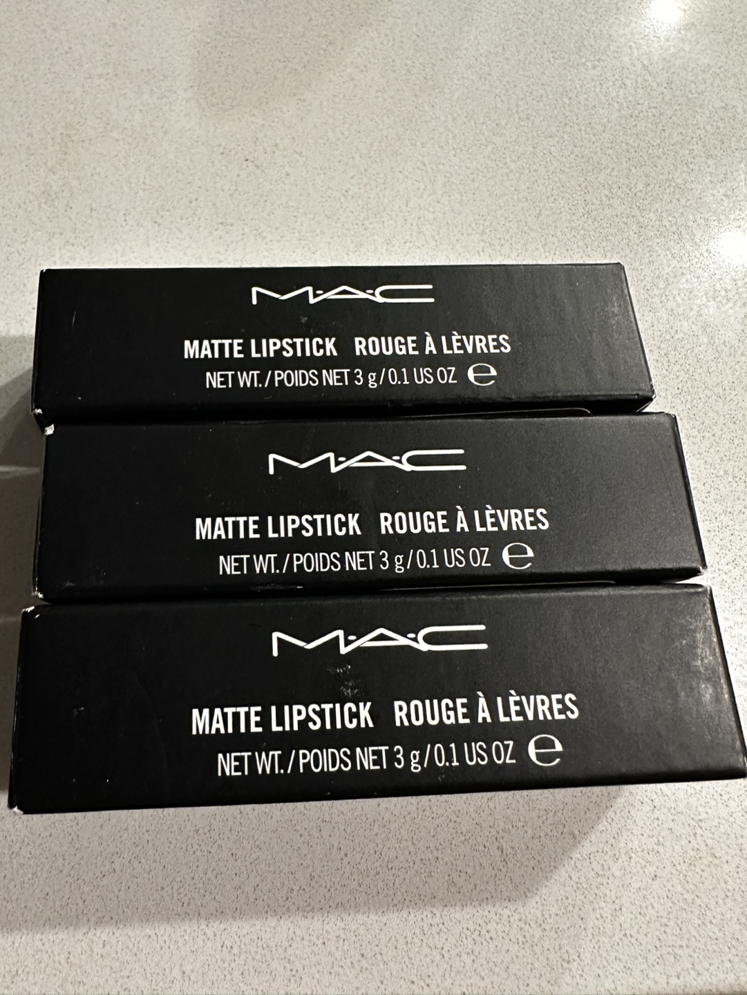 Free Mac lipsticks thumbnail