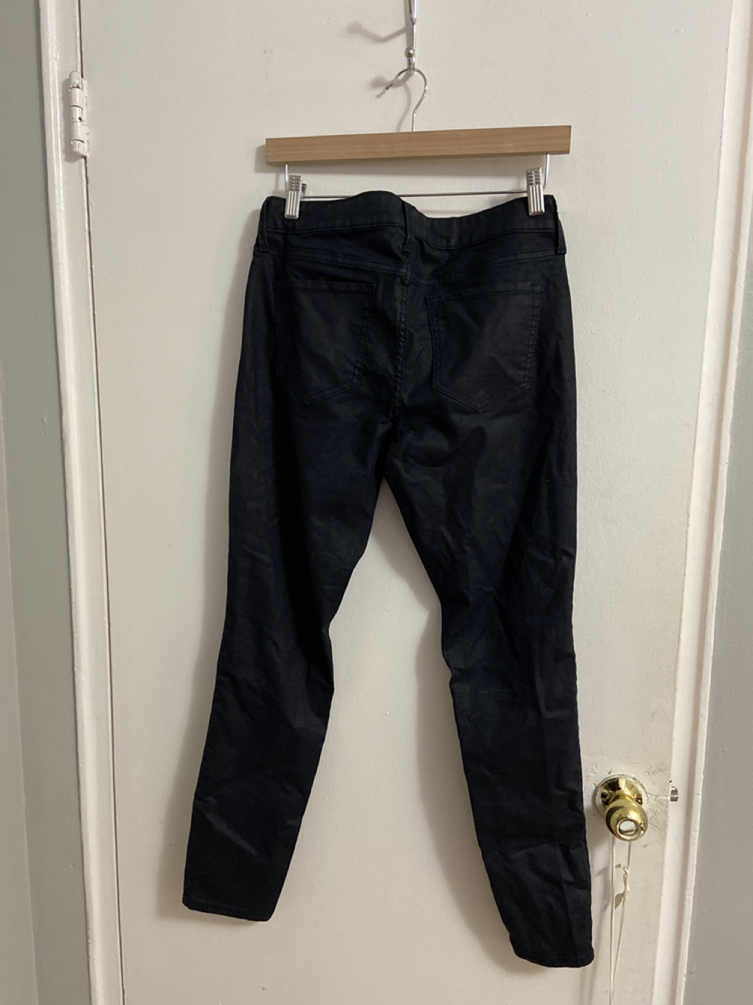 Old Navy Rockstar Jeans - Size 8 image indicator(2)