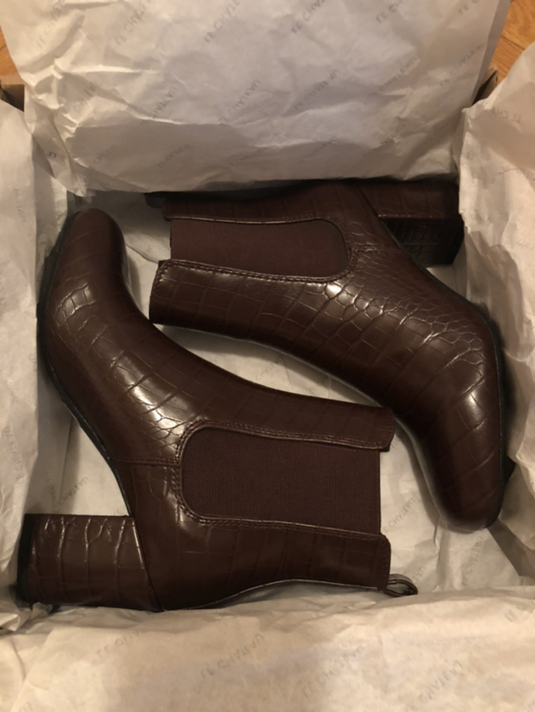 Brand New out of the box Women’s Brown Booties Size 6.5 image indicator(2)