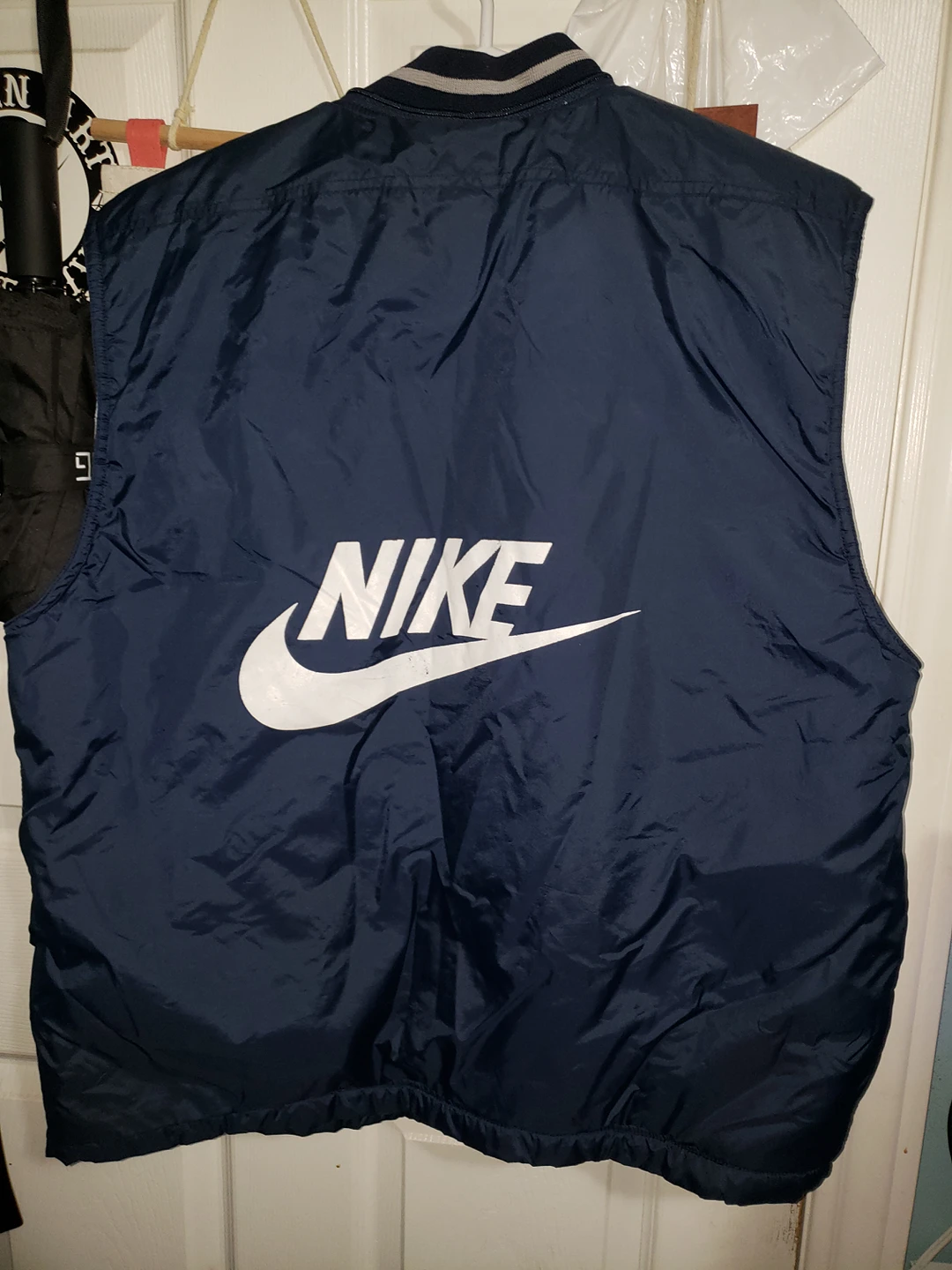 Nike vest vintage men's XXL image indicator(2)