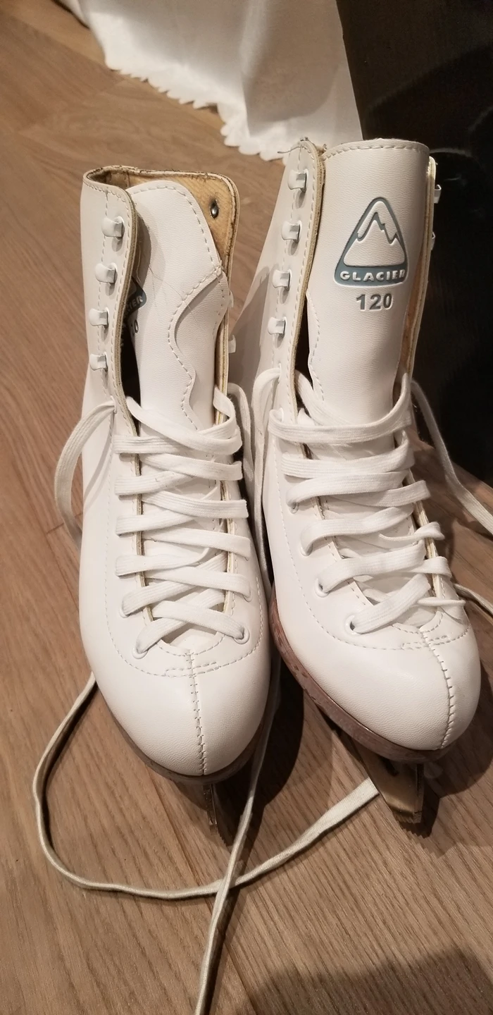 ladies skates size 7 - photo 2