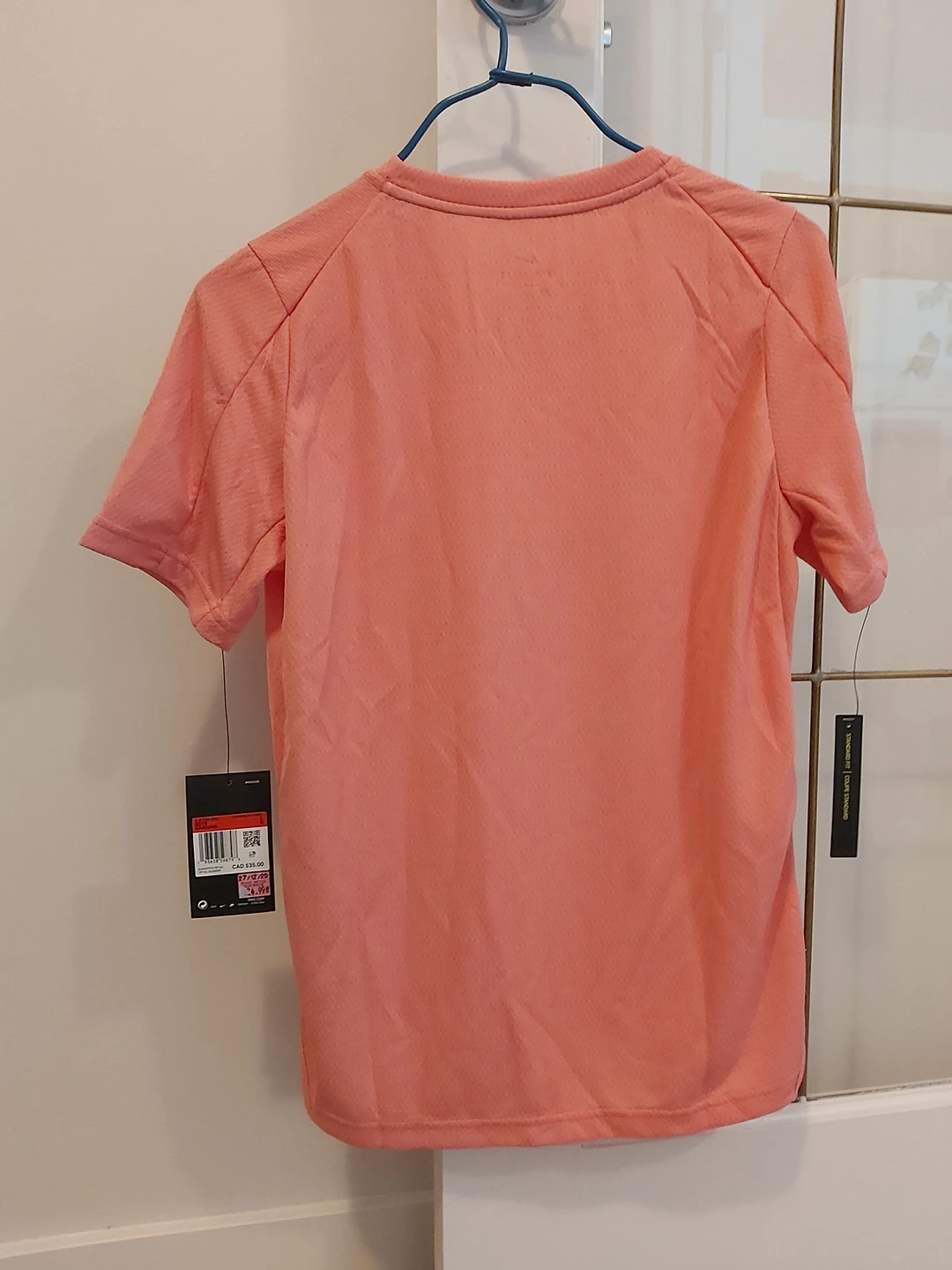 BNWT Nike t-shirt - photo 2