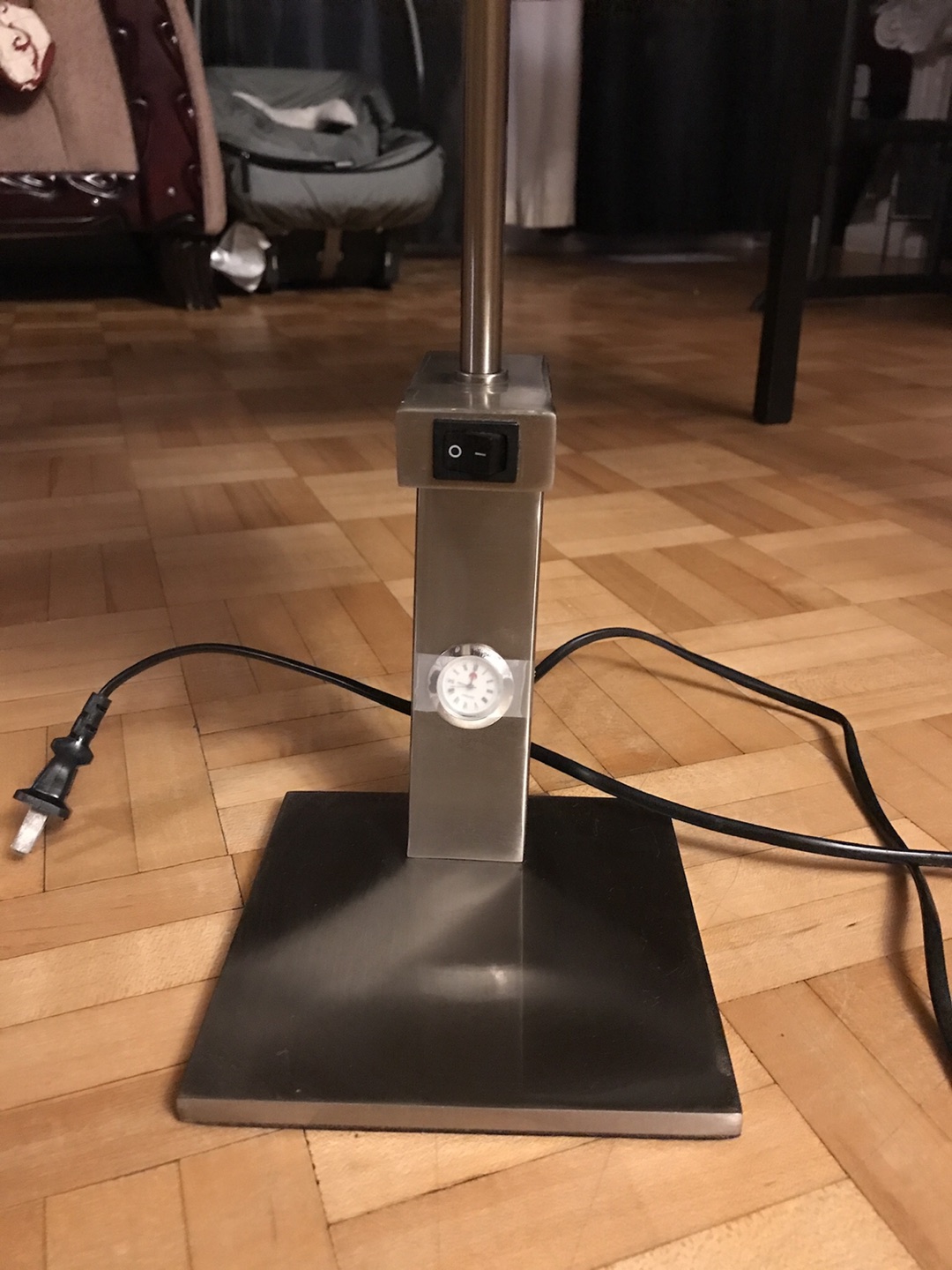Silver Table Lamp with Clock image indicator(2)