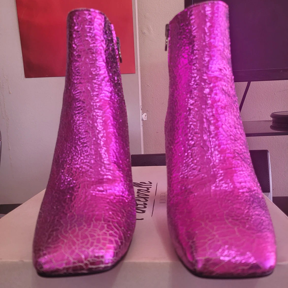 PARTY GIRL METALLIC PINK BOOTS - photo 3