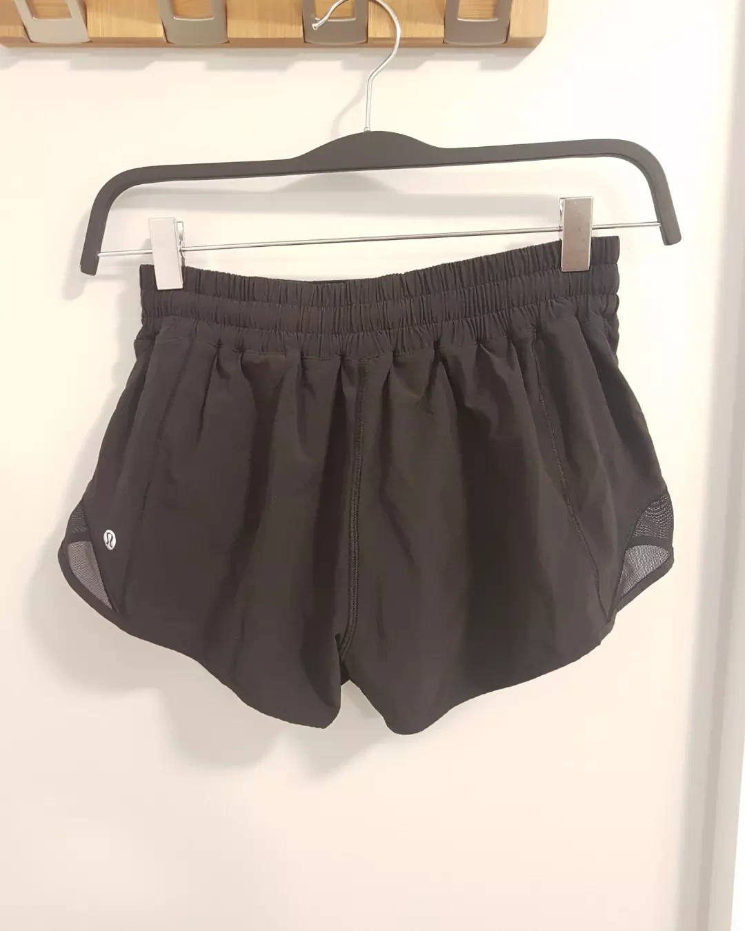 Lululemon hotty hots image indicator(3)