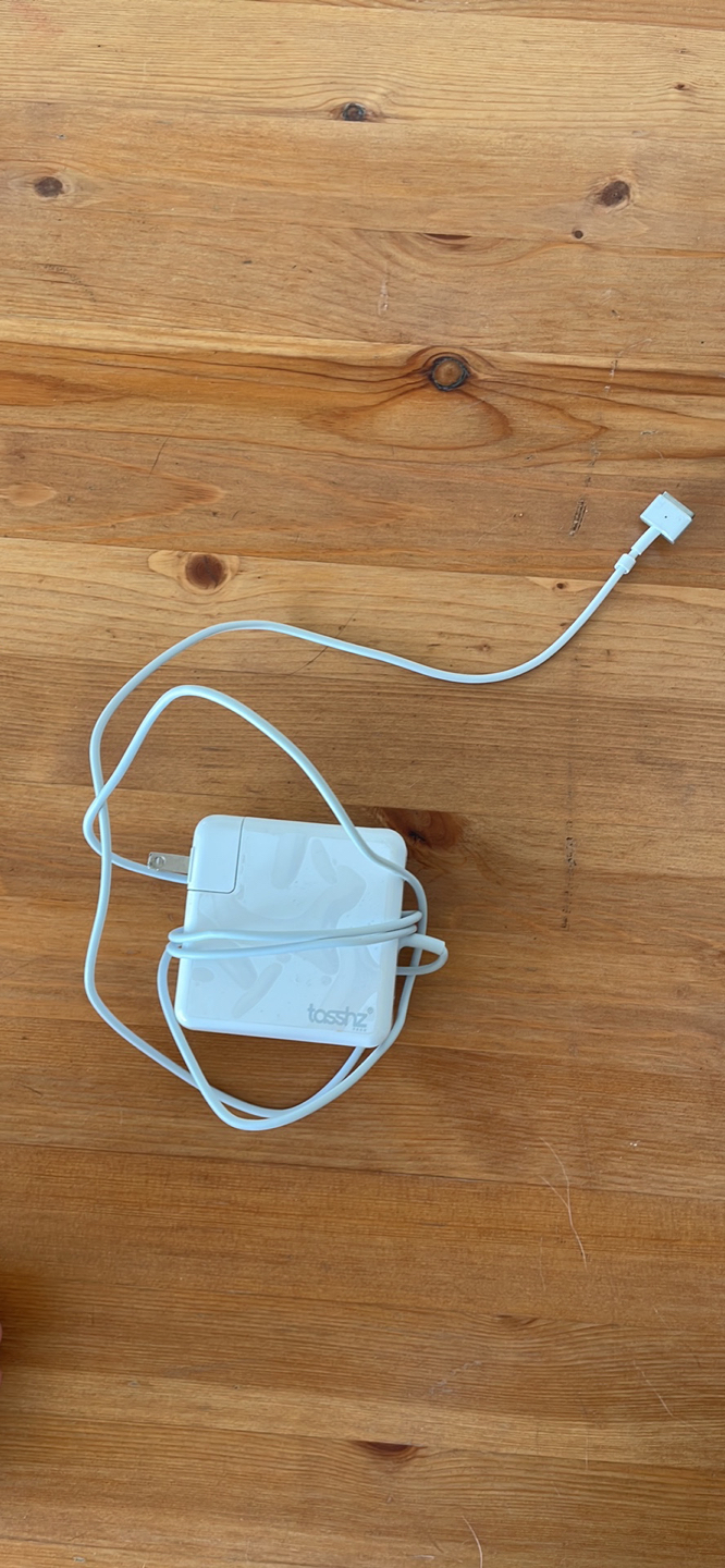 Macbook Air 2017 charger