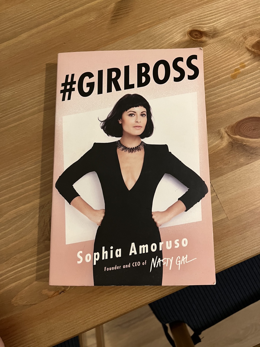 Book “GIRL BOSS” by Nasty gal thumbnail