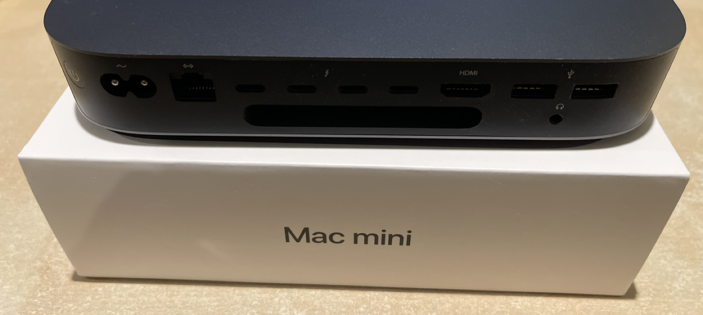 Mac Mini (2018) - photo 2