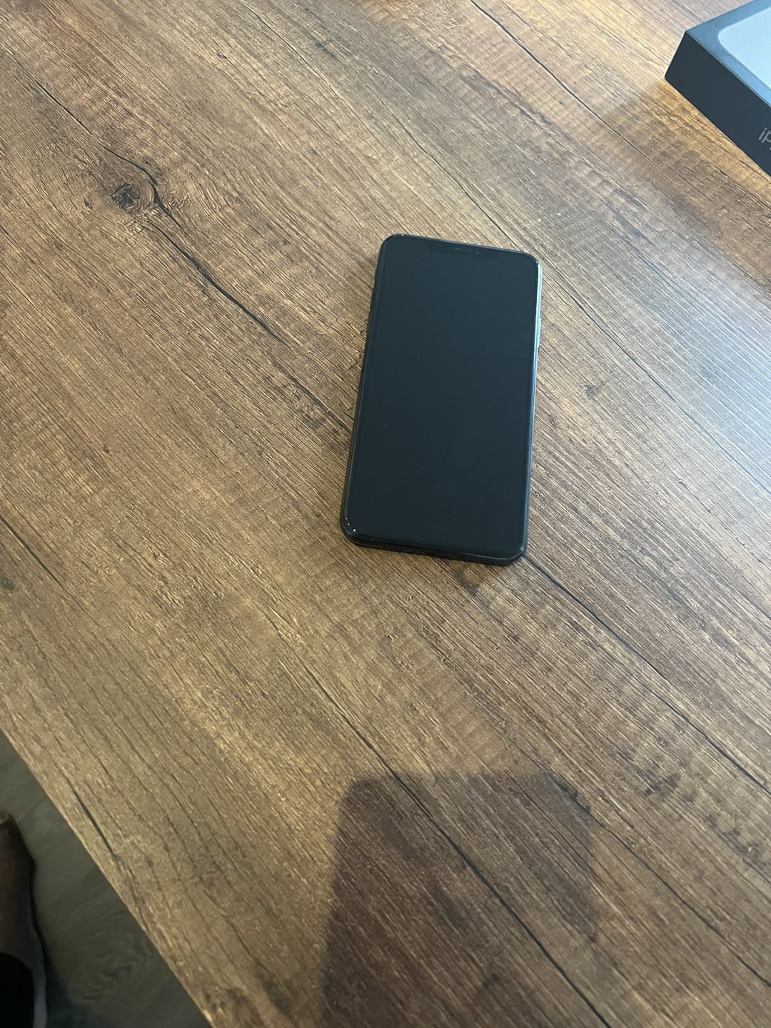 iPhone 11 pro max - 64GB, great condition - photo 3