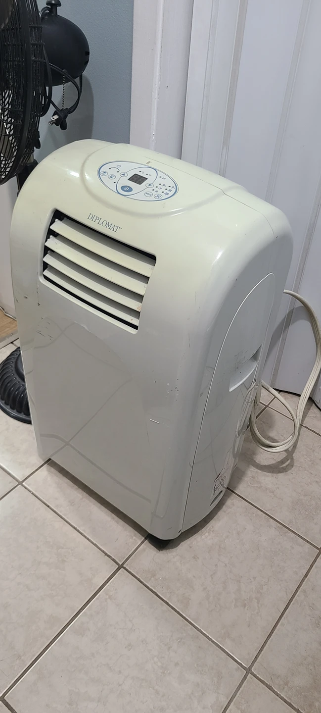 Portable   standing air condition thumbnail