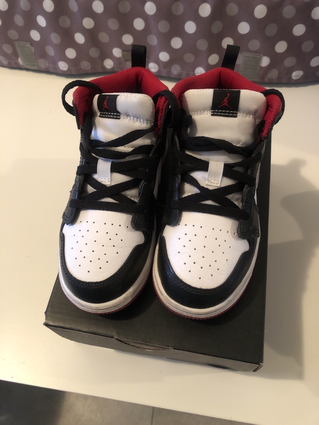 Jordan Mid 1s - photo 2