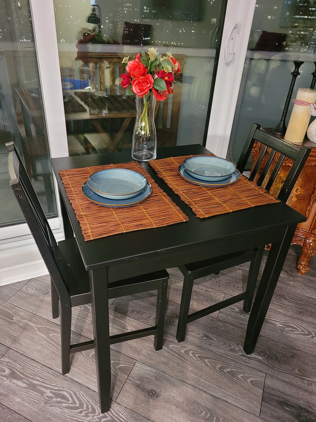 Ikea dinning table &chairs for couple thumbnail