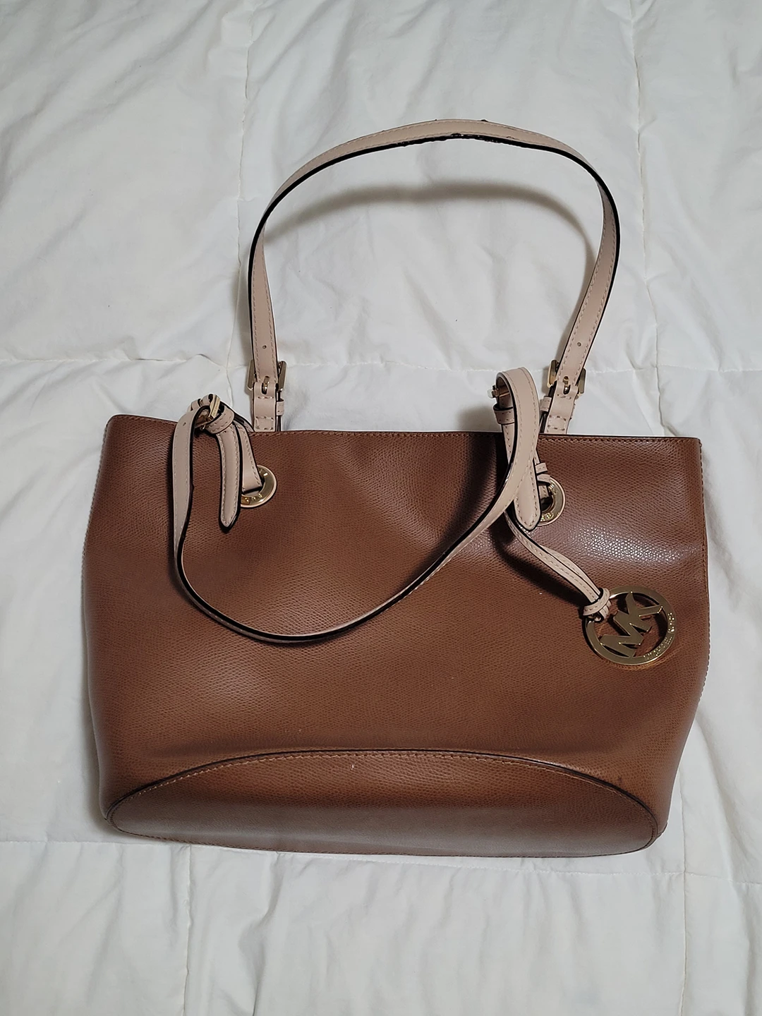 Michael Kors purse thumbnail