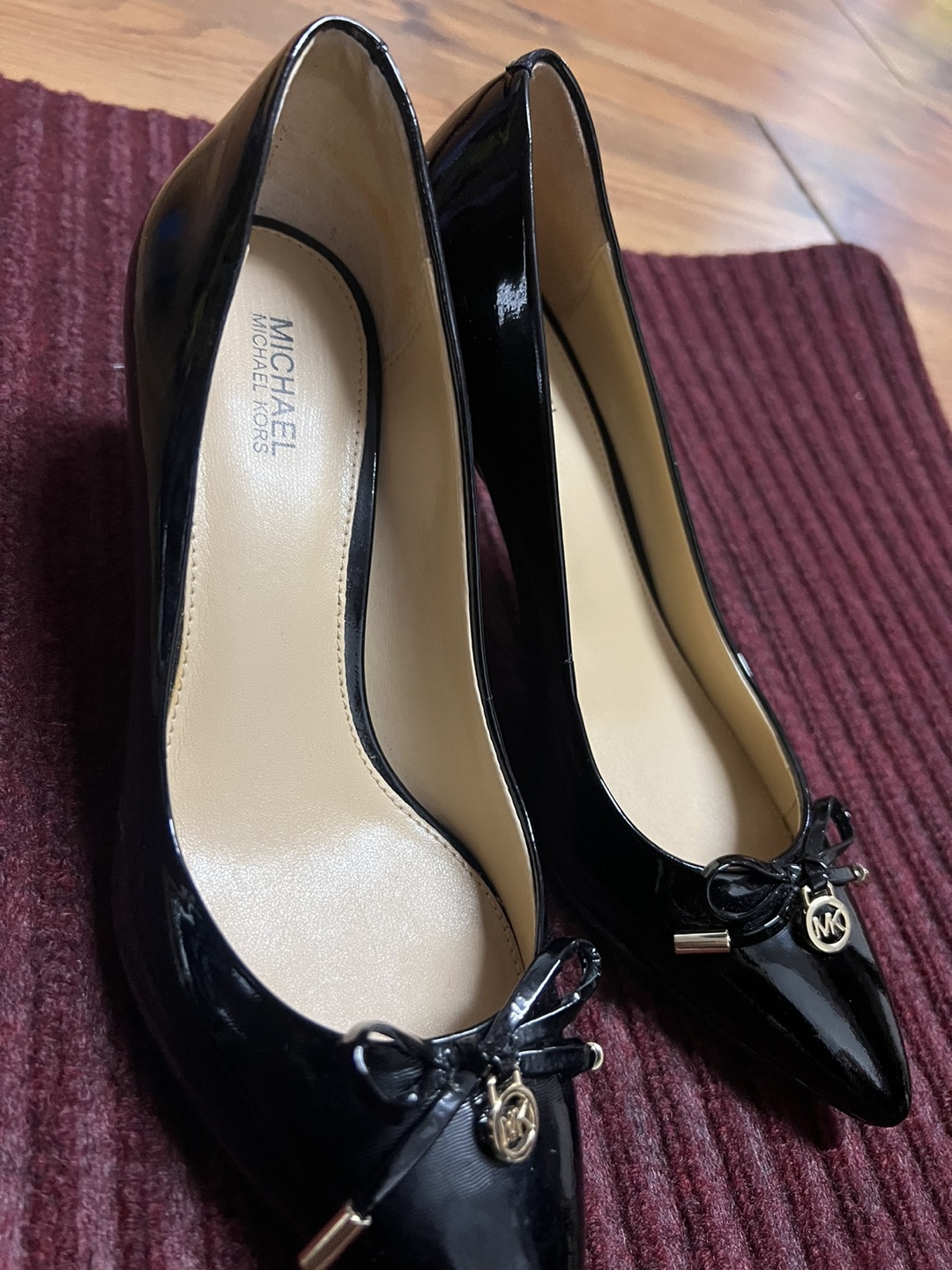 Michael Kors Shoes thumbnail