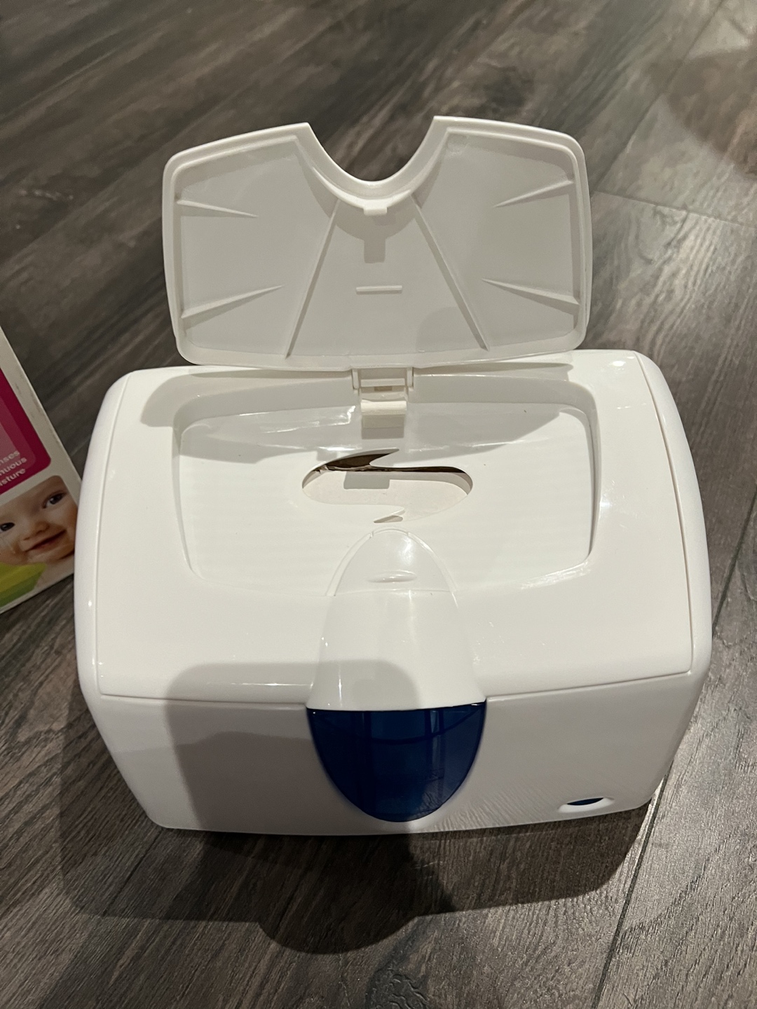 Munchkin wipe warmer - photo 2