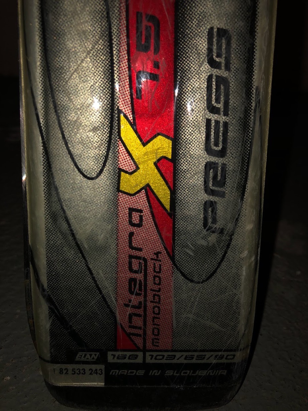 Elan 168cm skis with Salomon bindings and poles image indicator(8)