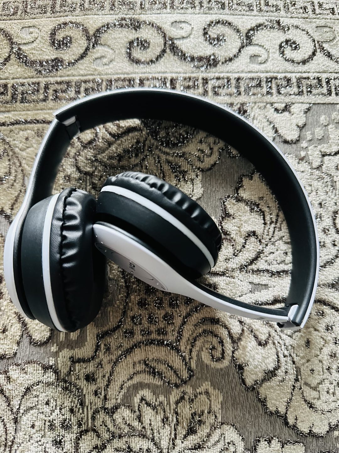 Wireless Headphones image indicator(3)