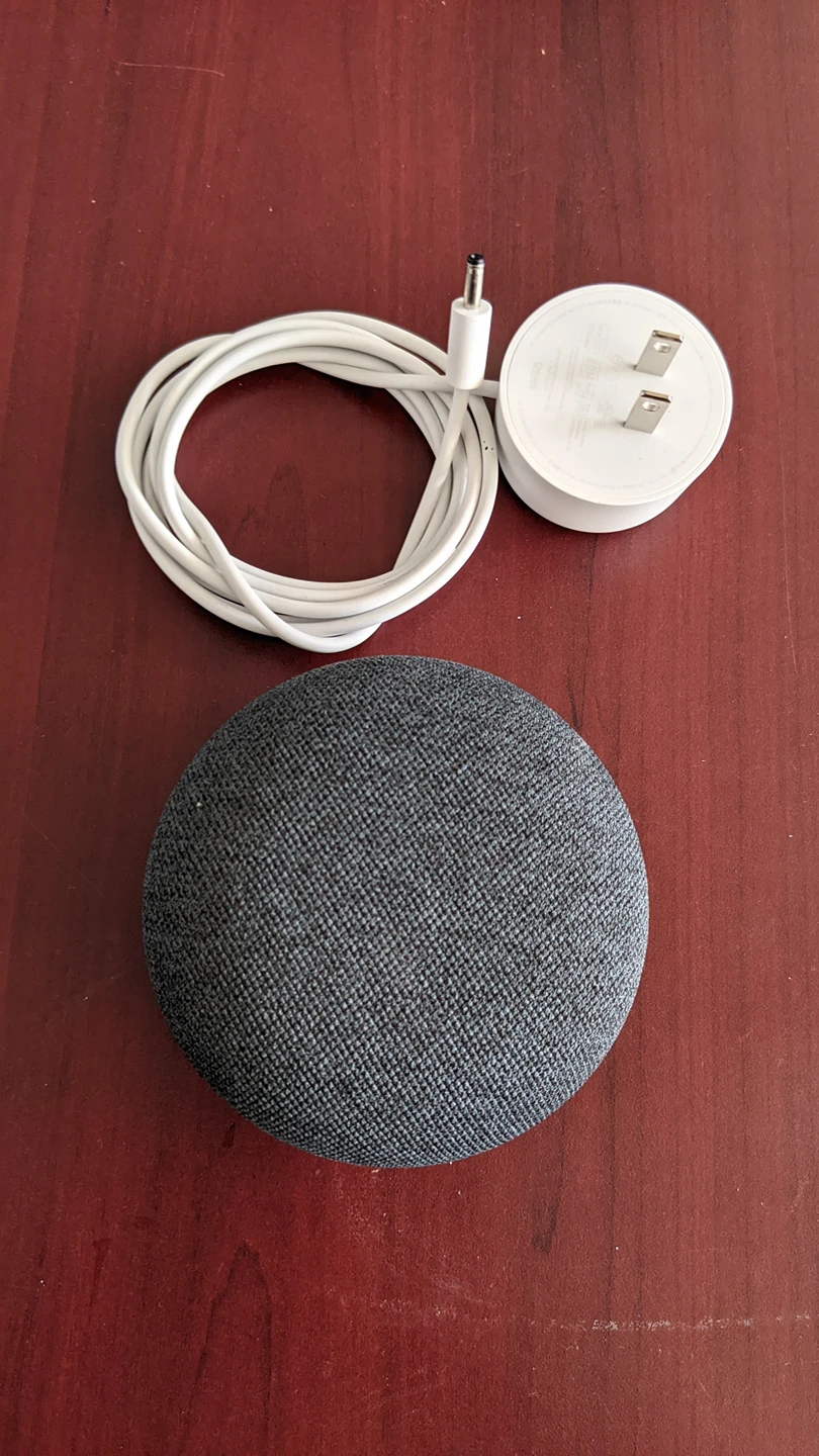 Google Nest Mini - 2nd Gen - Great Condition - photo 4
