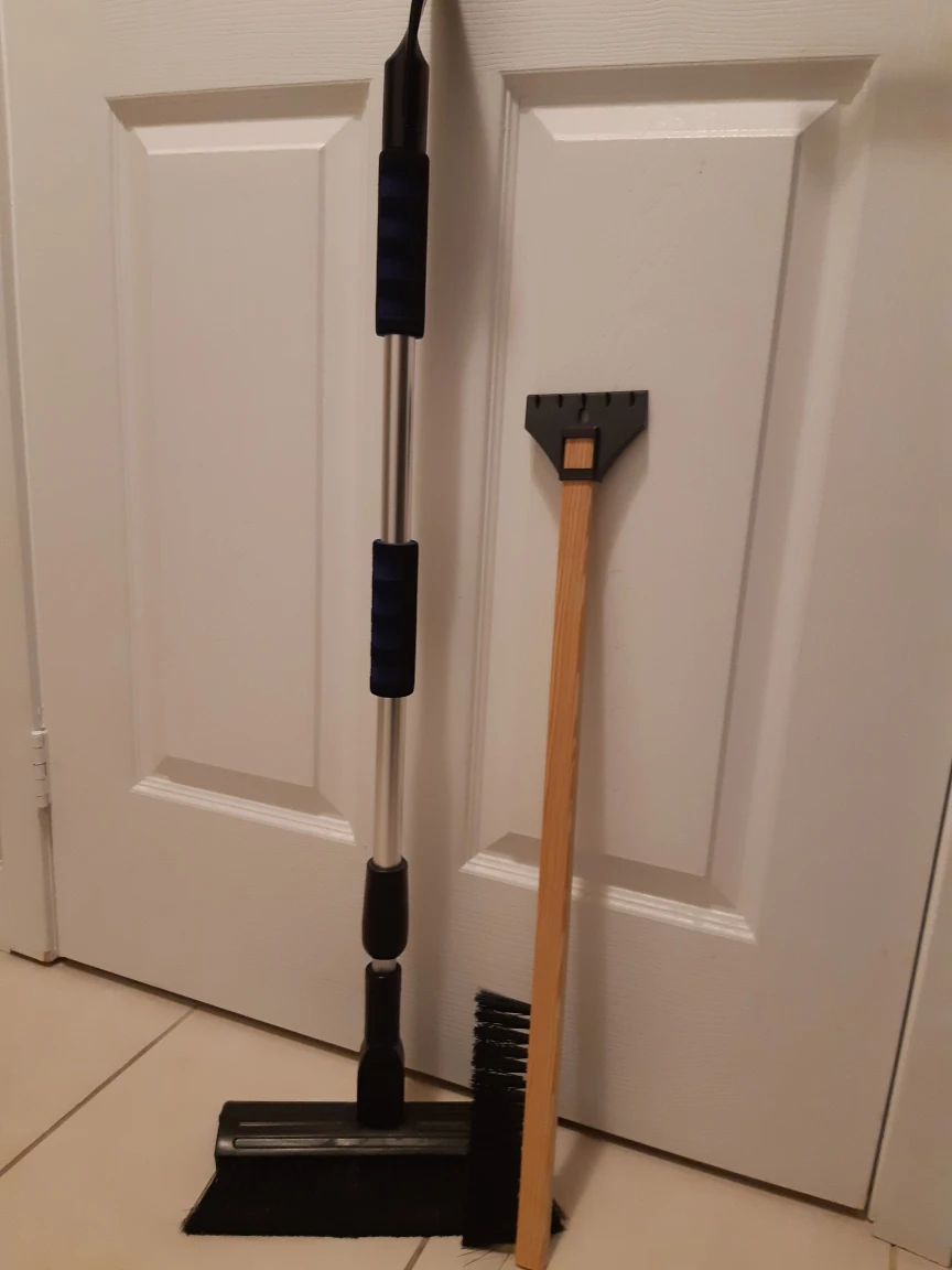 snowbrush for car