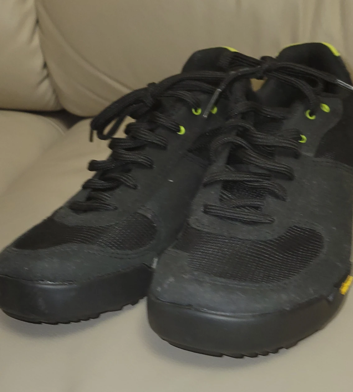 Women's GIRO Cycling Shoes image indicator(2)