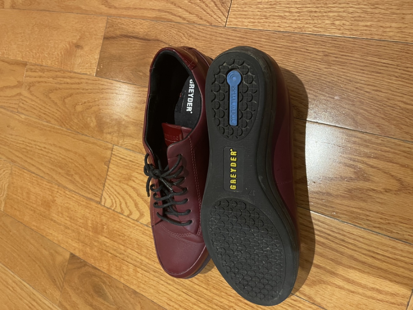 Women Leather Shoes Size 7 image indicator(3)