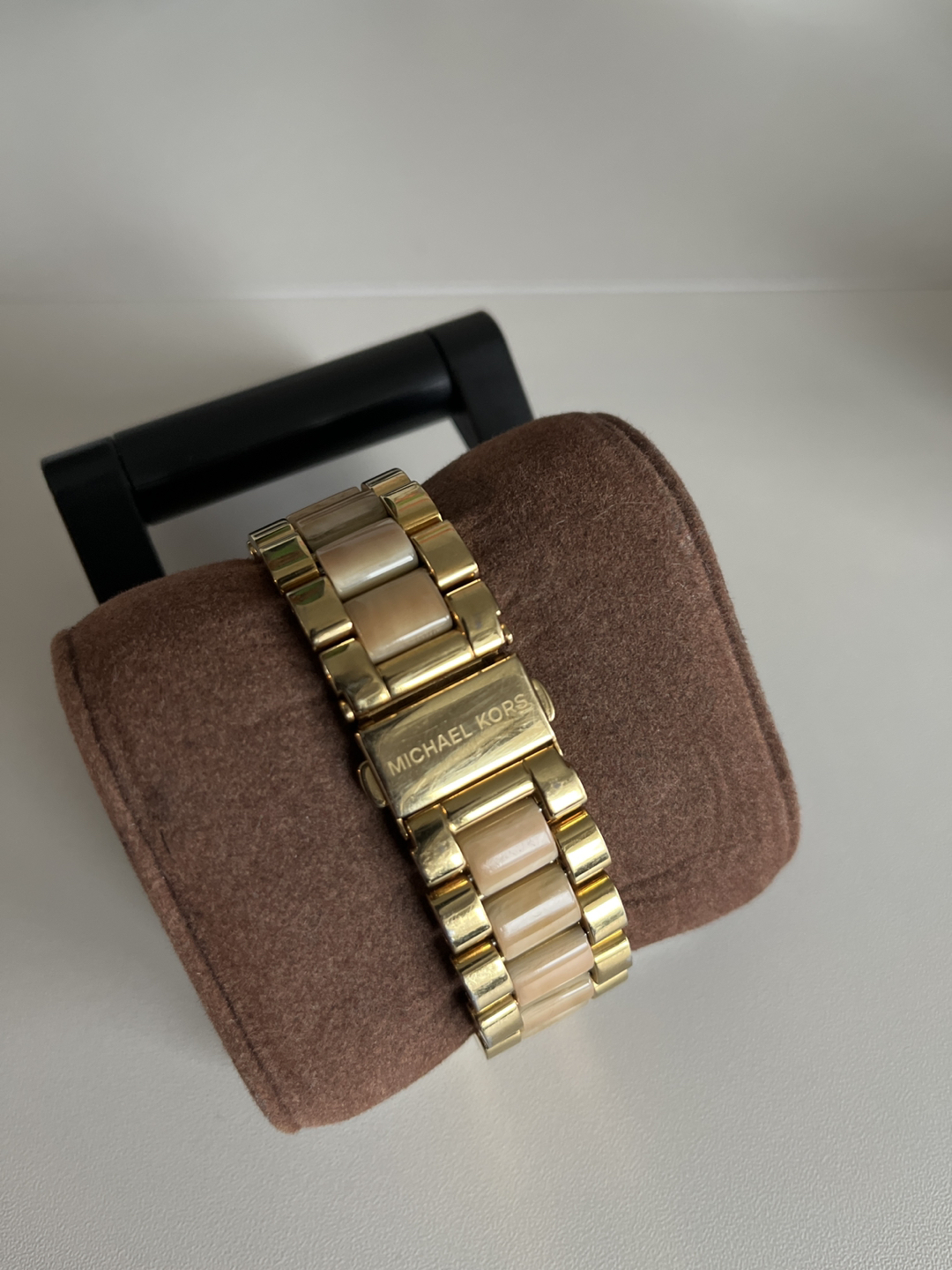 Michael Kors Oversized Gold-Tone Watch - photo 2