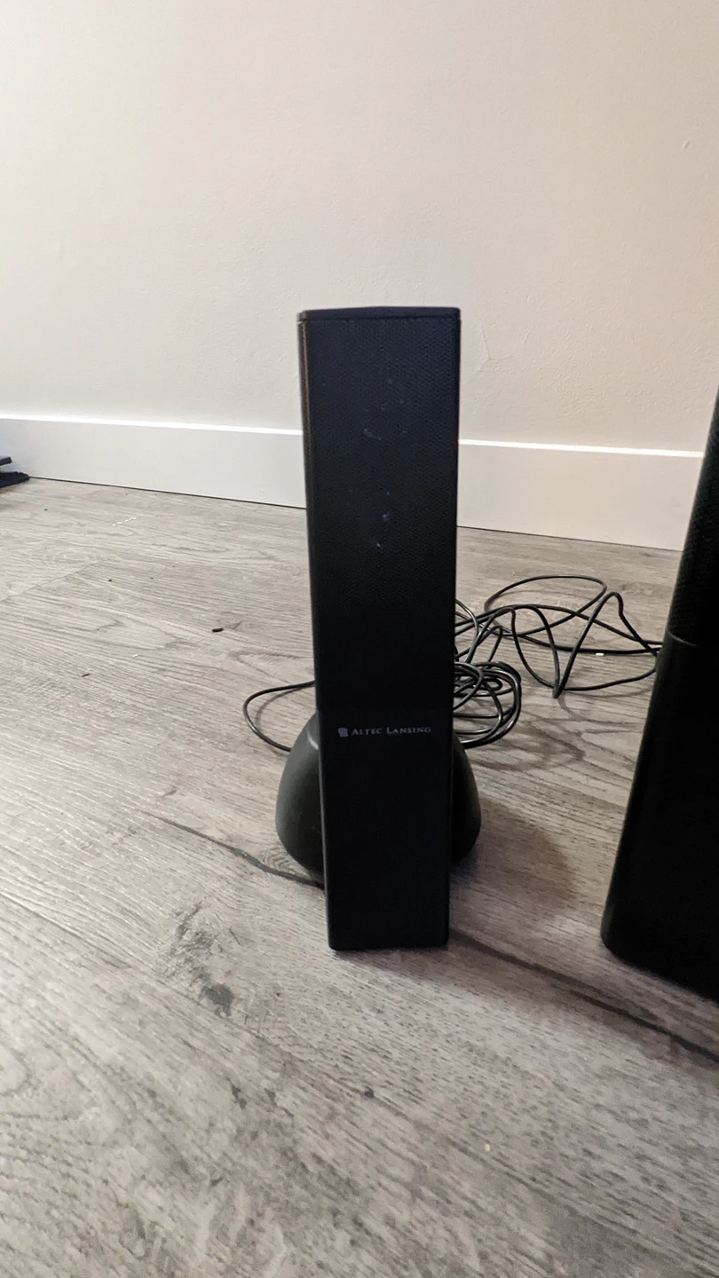 Altec Lansing Computer Speakers w Subwoofer - Fair Condition - photo 3