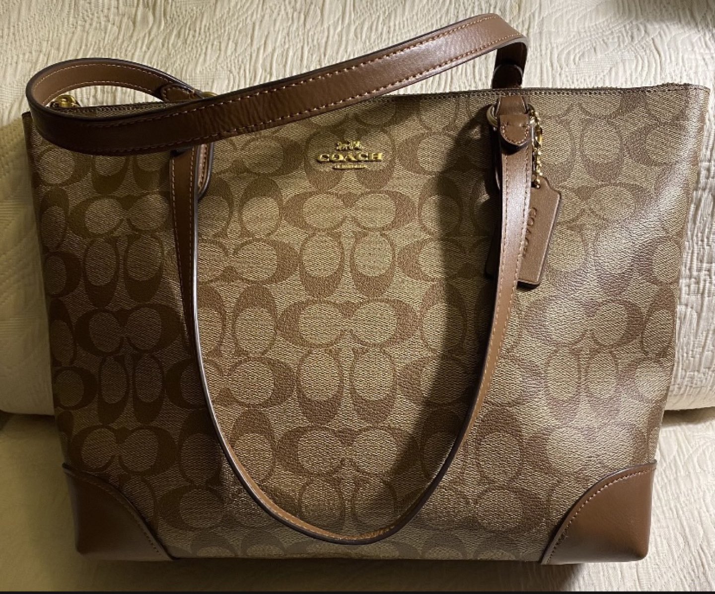 Coach purse thumbnail